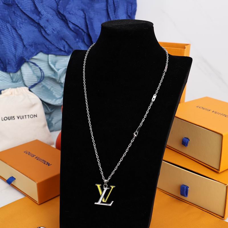 LV Necklace 03lyr483